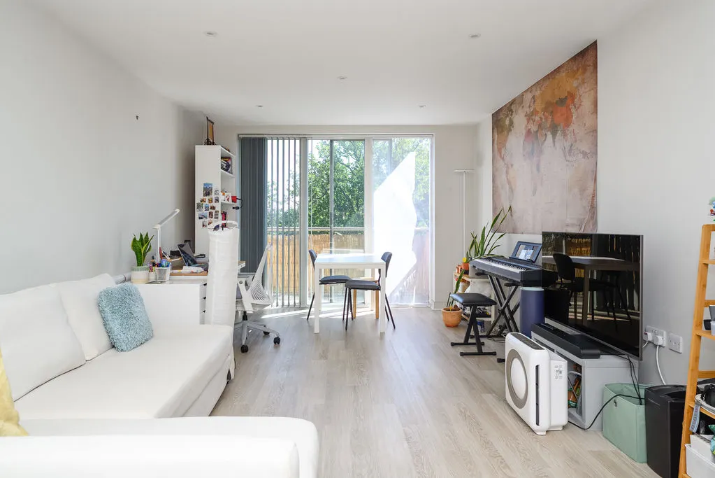The Heart, Walton-On-Thames KT12 1GB, photo 3