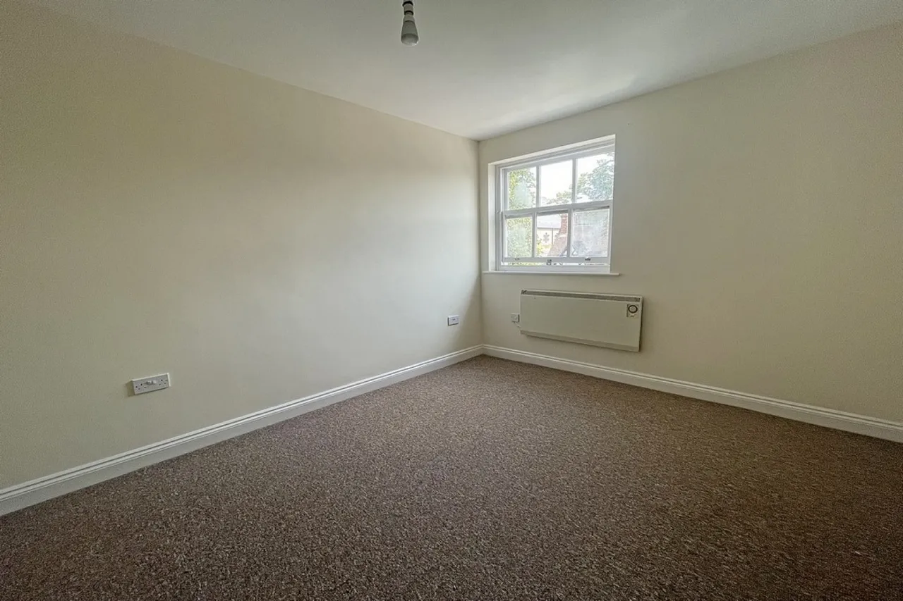 West End Court, Crompton Street, Warwick, photo 6