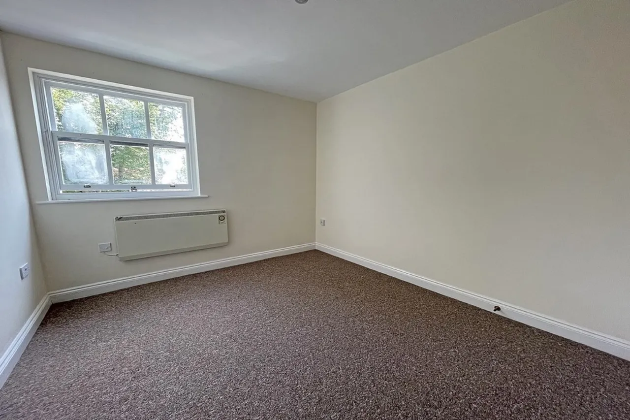 West End Court, Crompton Street, Warwick, photo 5
