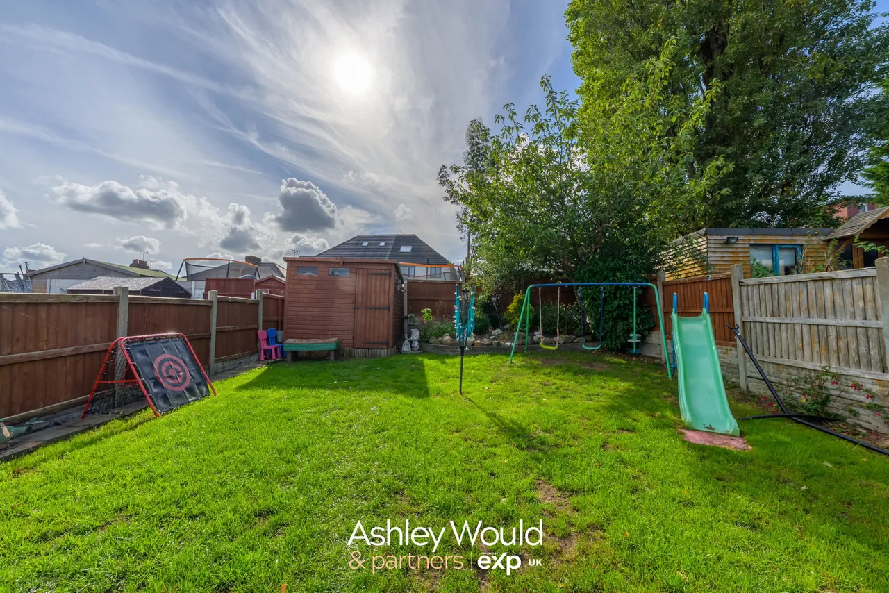 Bernard Road, Oldbury, B68, photo 18