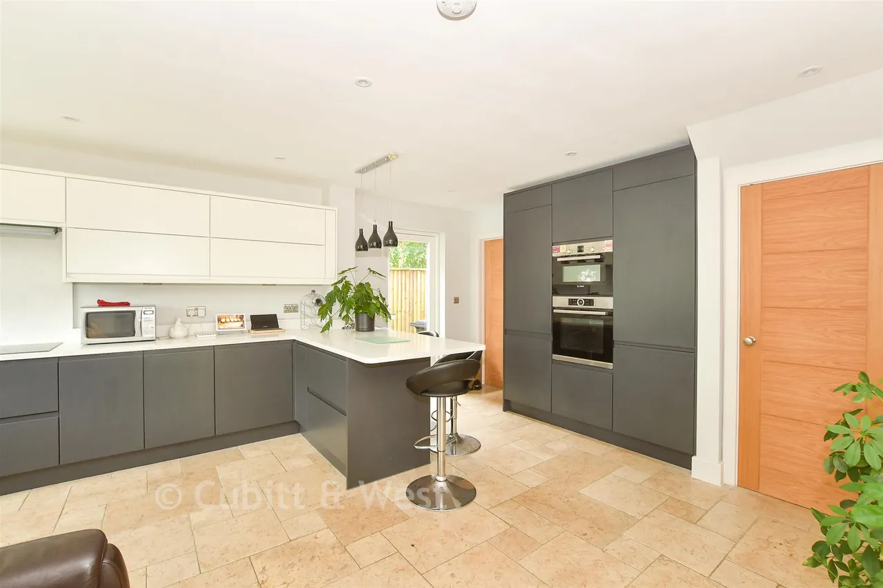 Rocky Lane, Haywards Heath, RH16, photo 8
