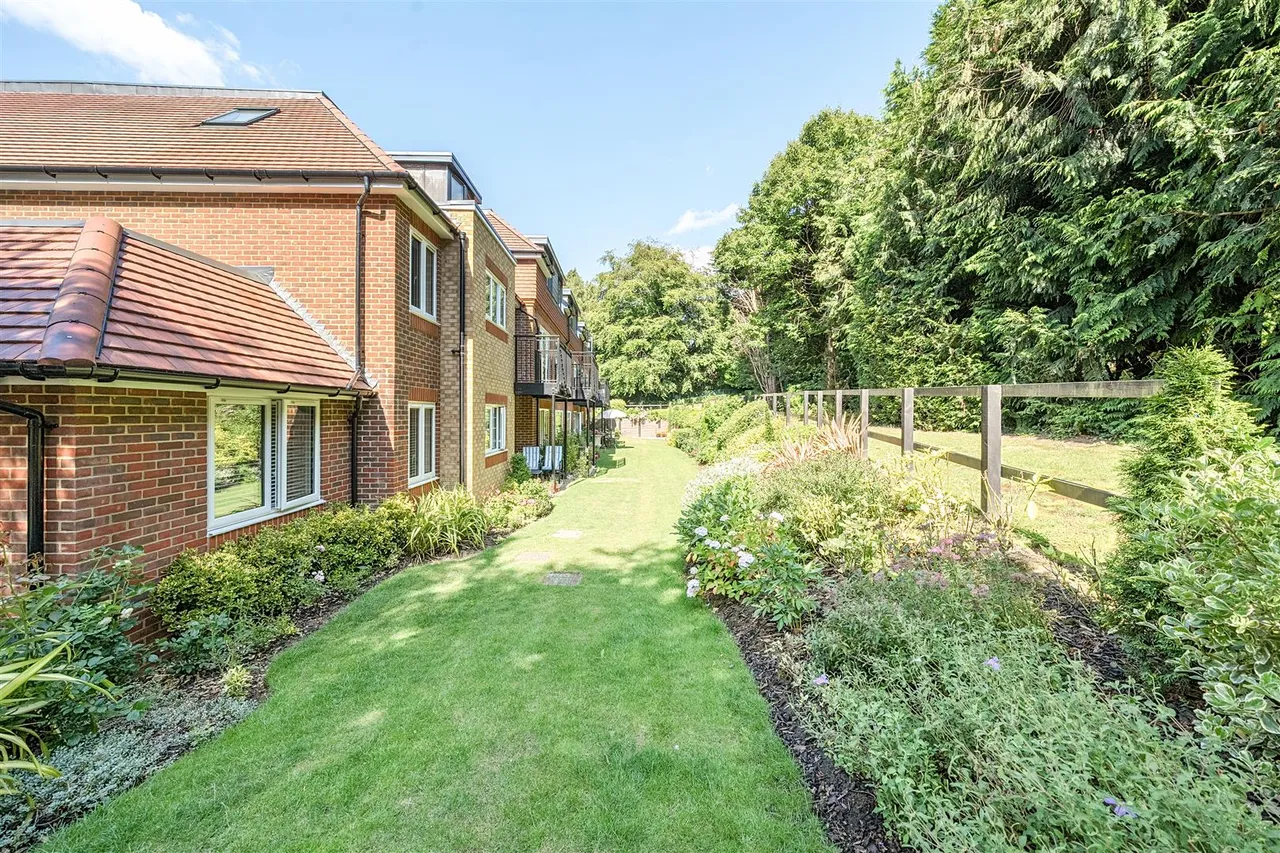 Church Lane, Oxted, RH8, photo 21