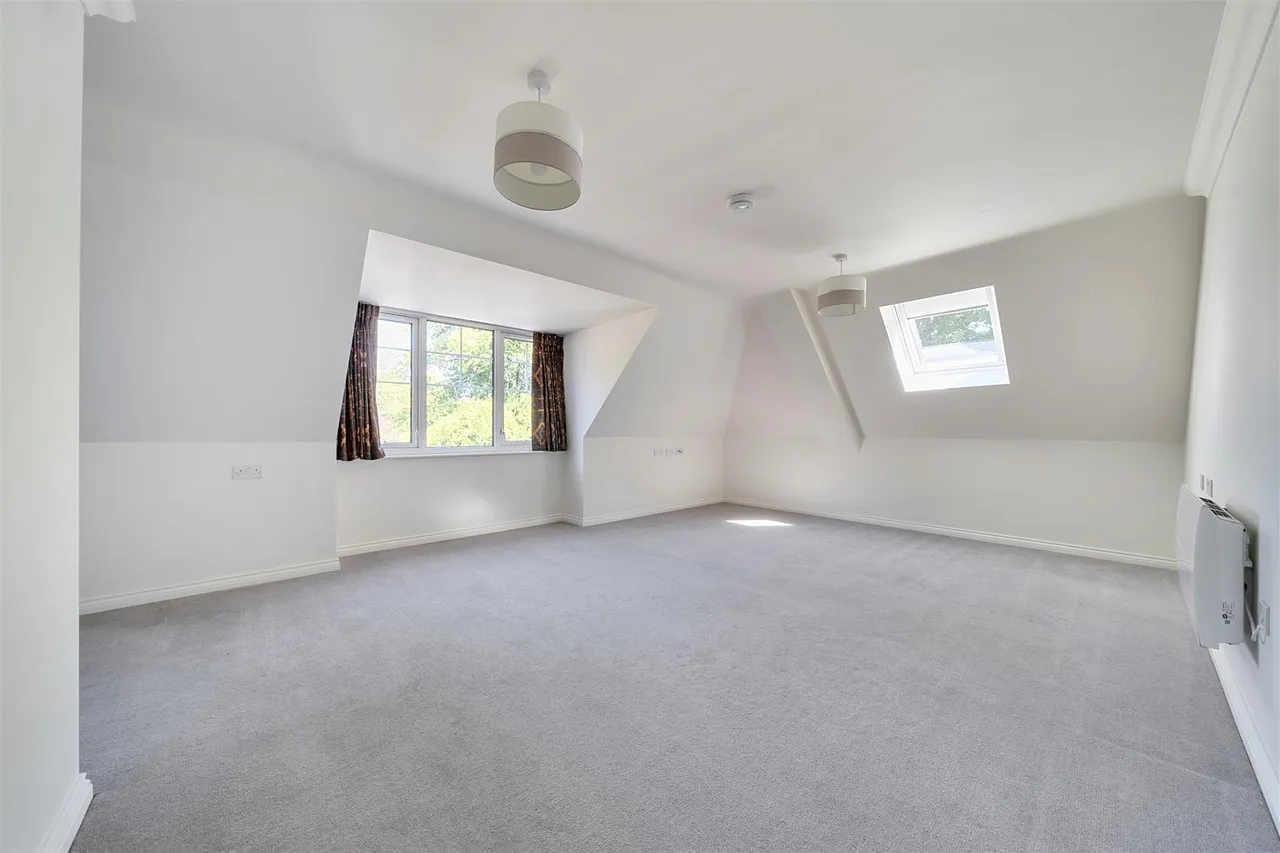 Church Lane, Oxted, RH8, photo 5