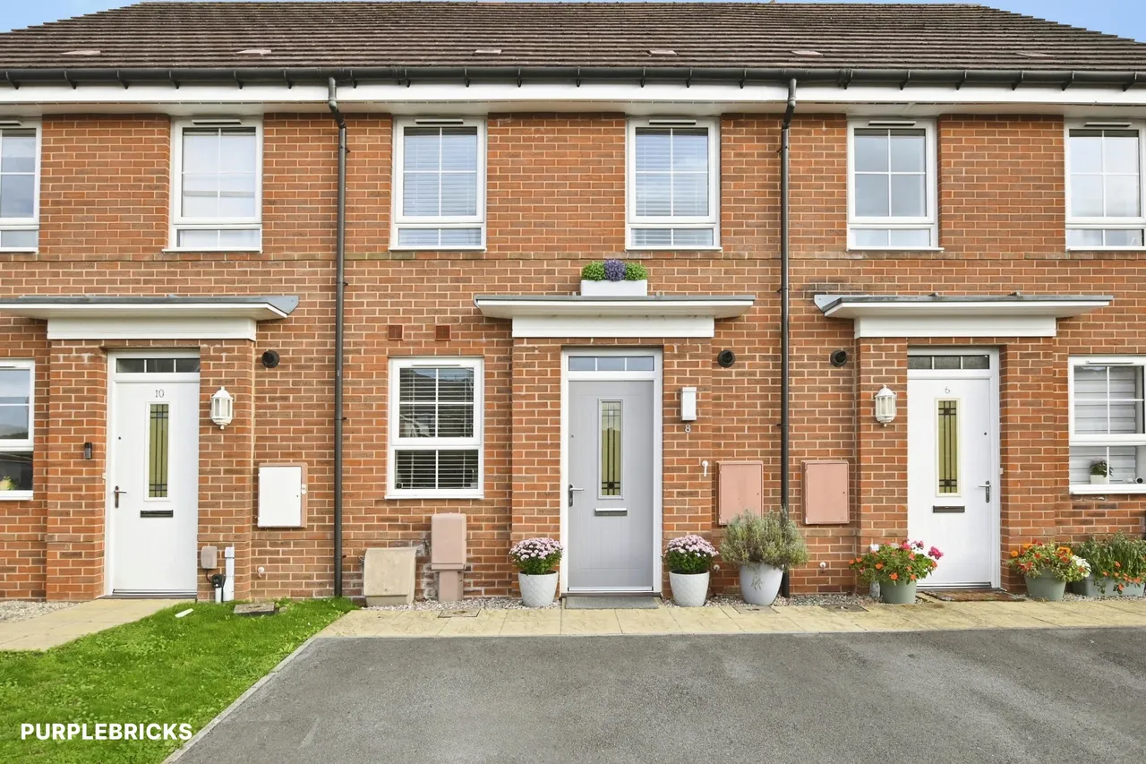 2 bed house for sale, Foxglove Way, Waterlooville, PO8