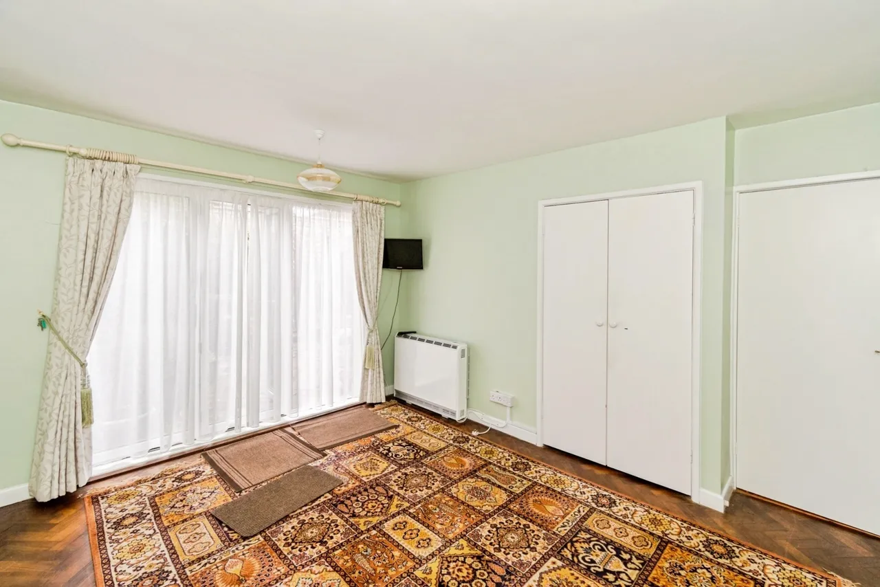 Kings Close, Lyndhurst, SO43, photo 4