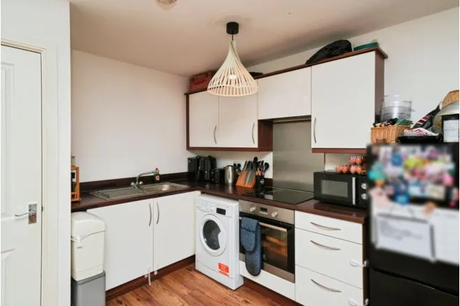 Robinson Road, Ellesmere Port, CH65, photo 7