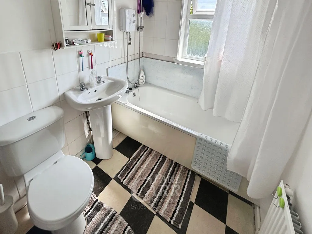 Wilnecote Grove, Perry Barr, B42, photo 8