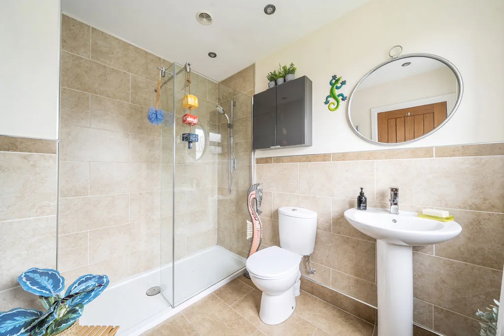 Longdown, Exeter, photo 14