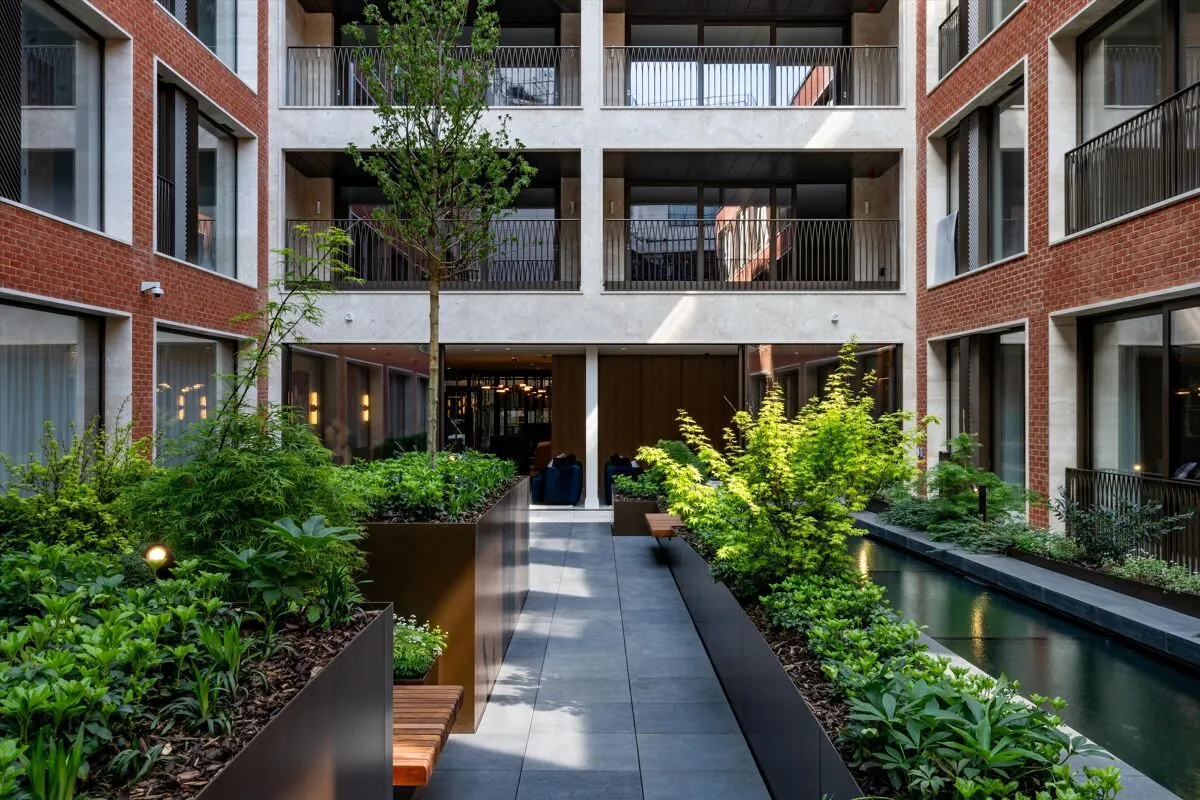 One Carrington Street, Mayfair, W1J, photo 3