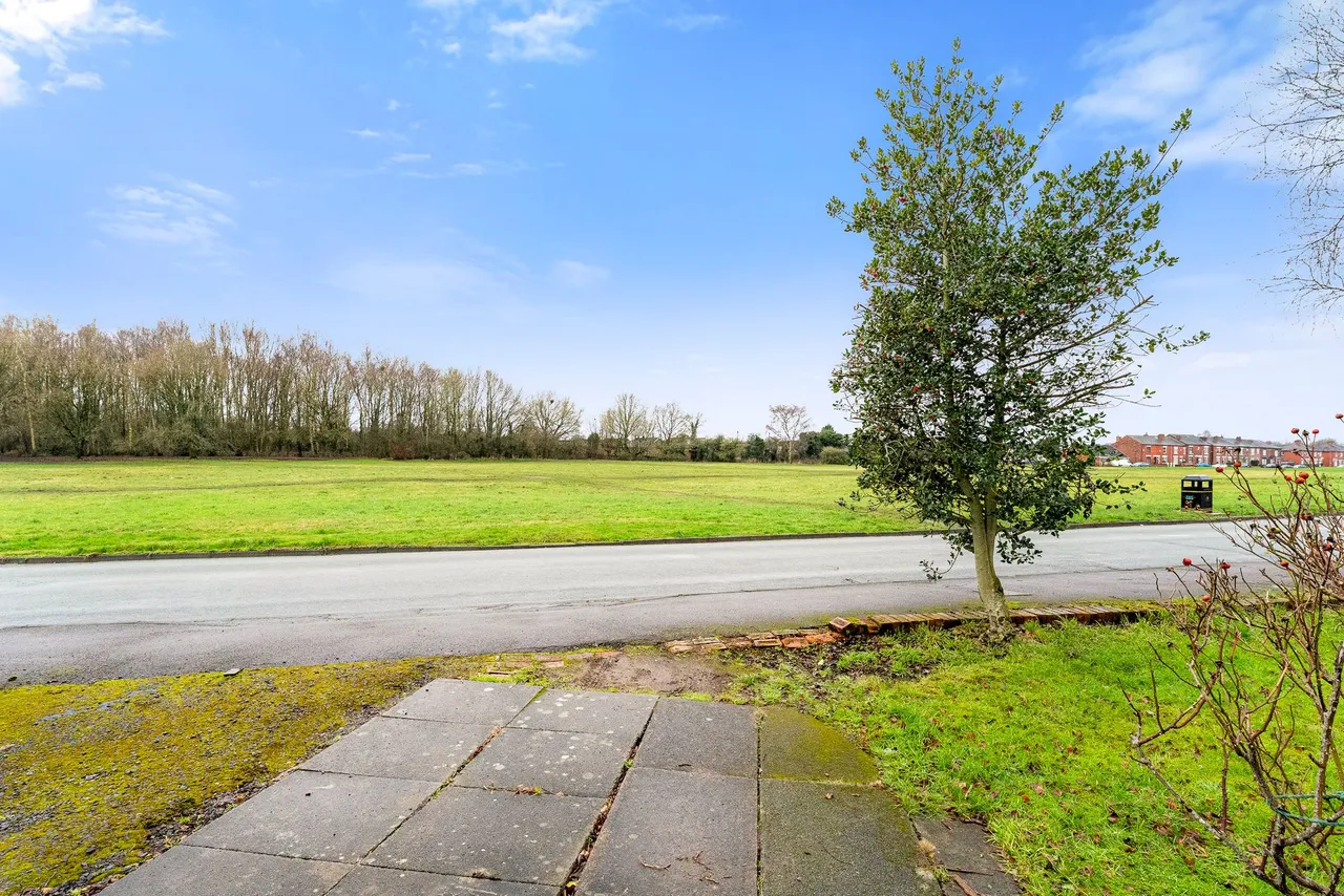 Ashton Heath, Ashton-In-Makerfield, Wigan, Wigan, WN4 9JL, photo 32
