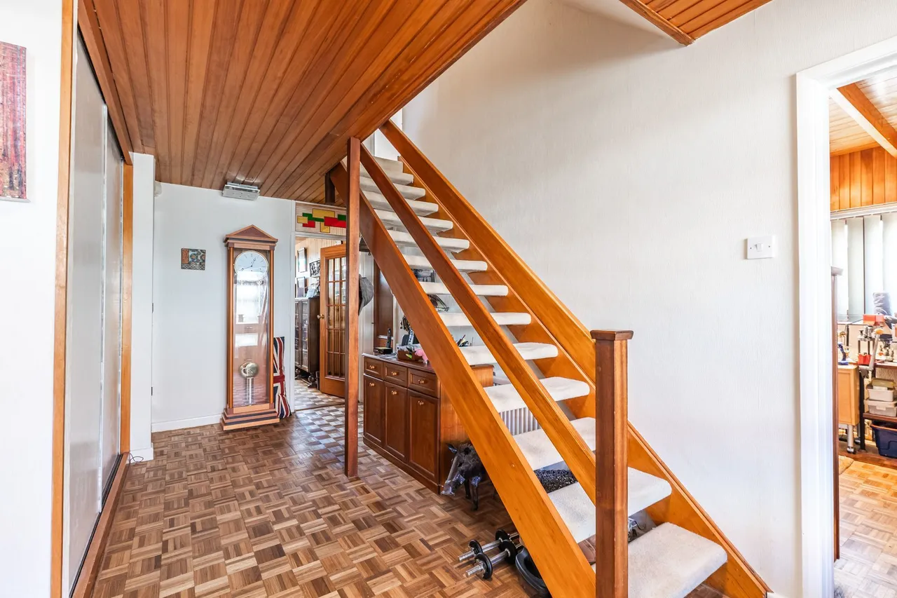 Award Winning Detached Family Home in, photo 9