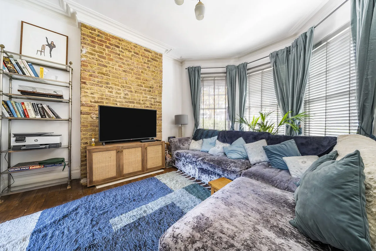 20 Priory Avenue, London, photo 2