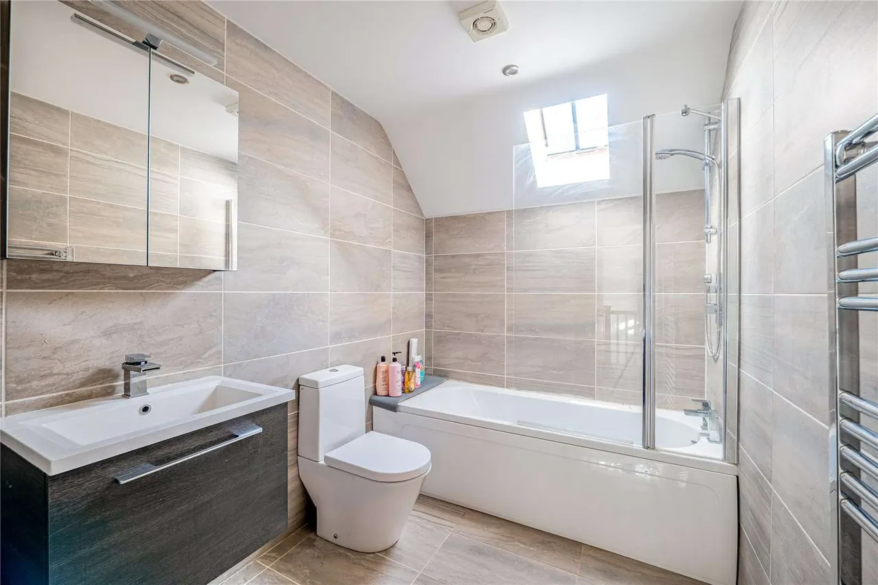 North Street, Fontmell Magna, SP7, photo 16