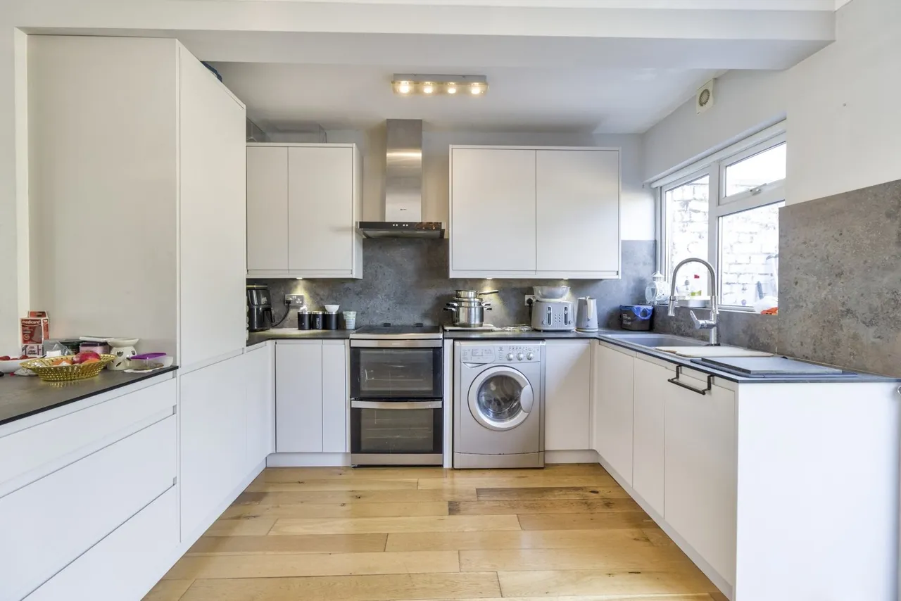 Collindale Avenue, Erith, DA8, photo 5