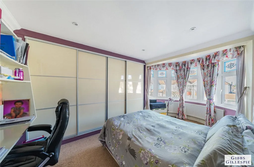 Moat Drive, Harrow, HA1, photo 17