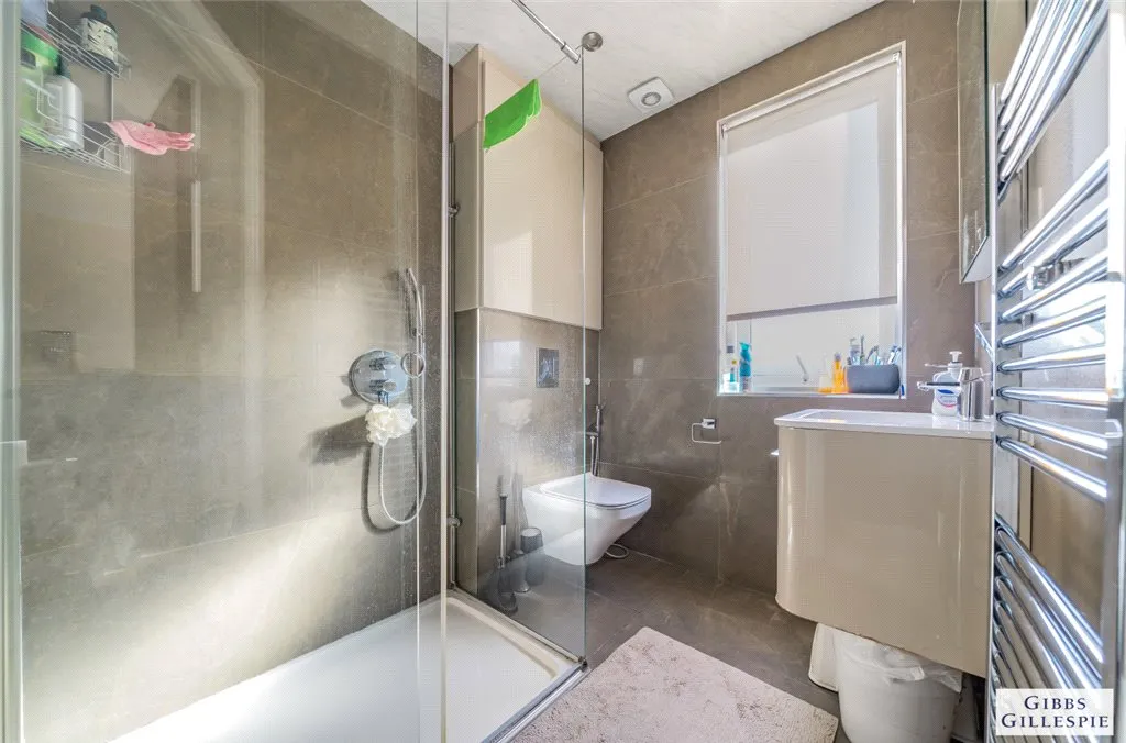 Moat Drive, Harrow, HA1, photo 11