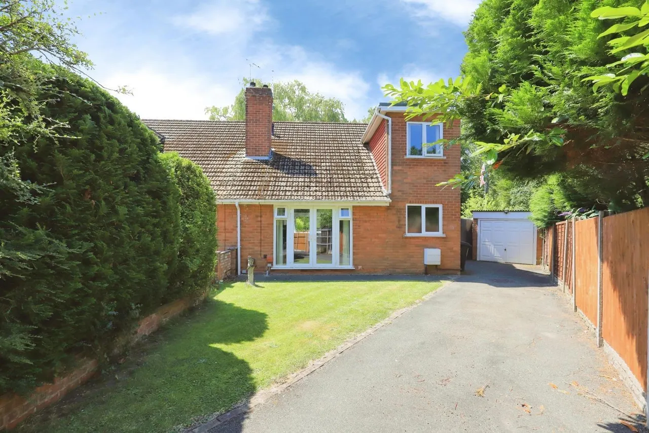 3 bed house for sale, Gail Park, Wolverhampton, WV3