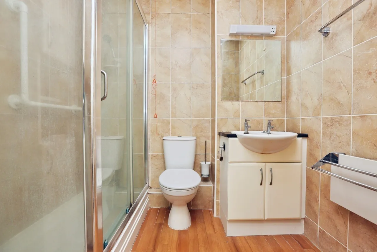 High Oaks Close, Locks Heath, SO31, photo 7