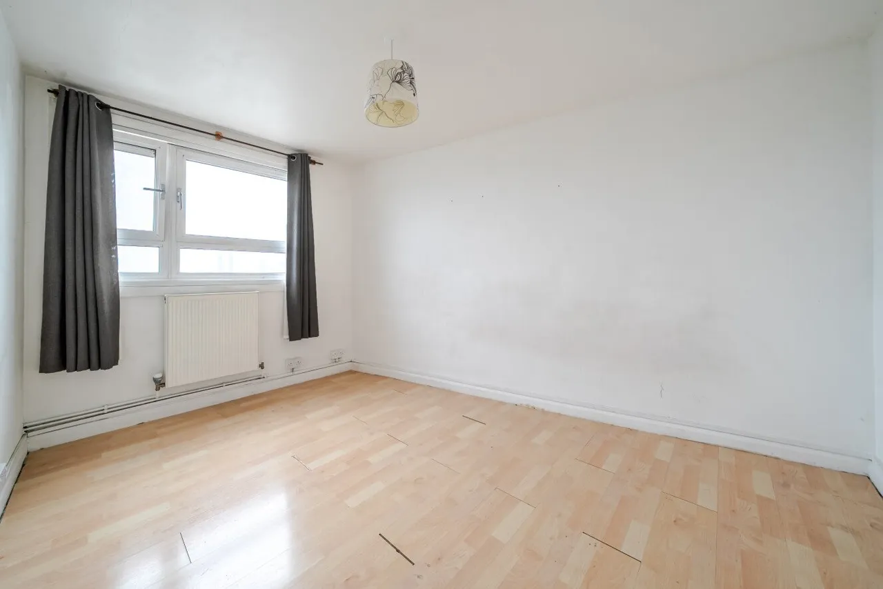 Lexden Road, Acton, W3, photo 19