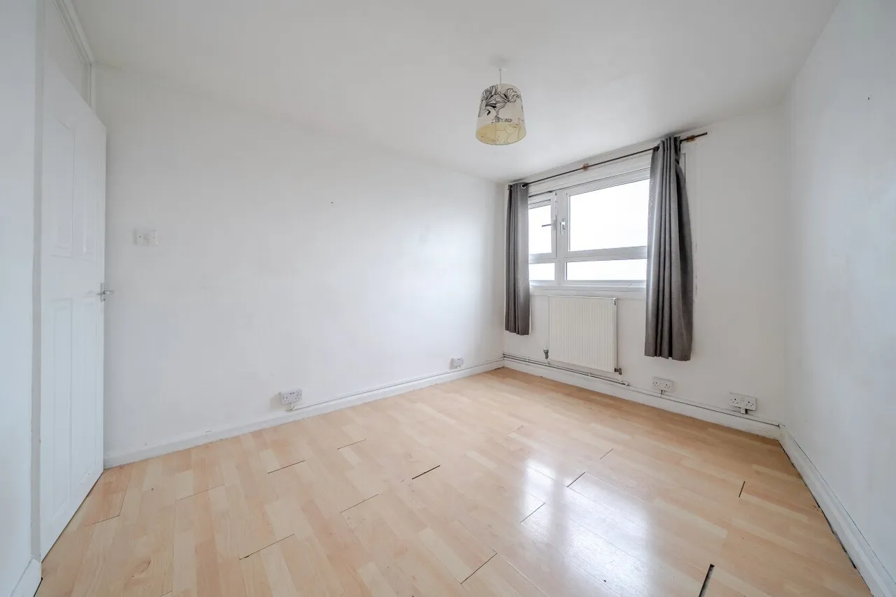 Lexden Road, Acton, W3, photo 18