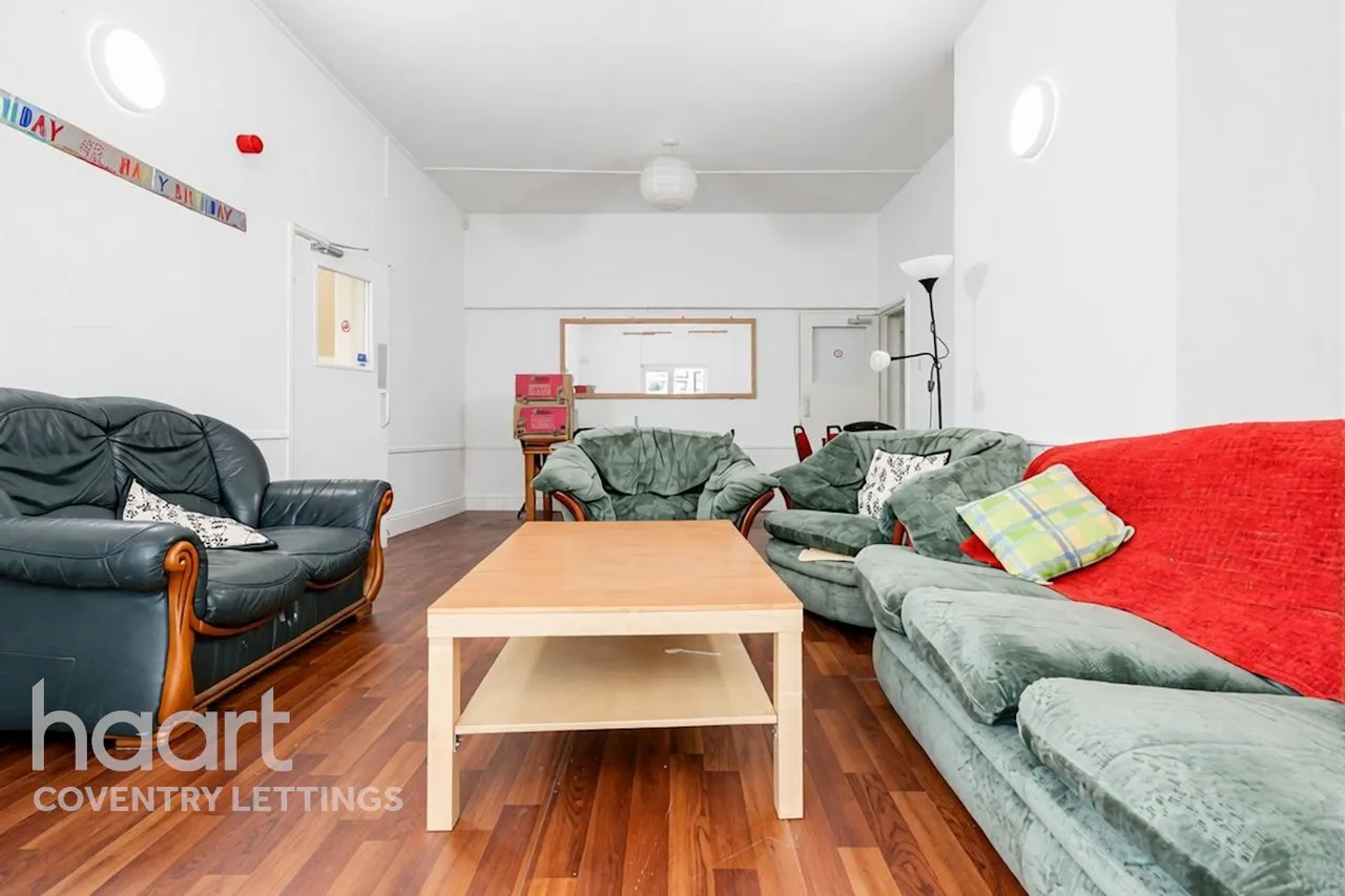 Holyhead Road, CV1, photo 46