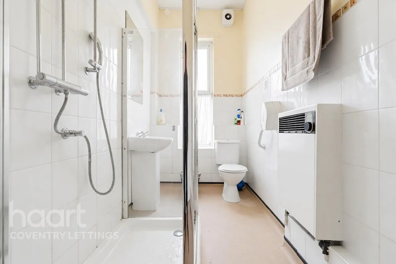 Holyhead Road, CV1, photo 35