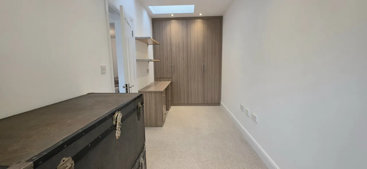 Lyndhurst Gardens, Pinner, HA5, photo 12