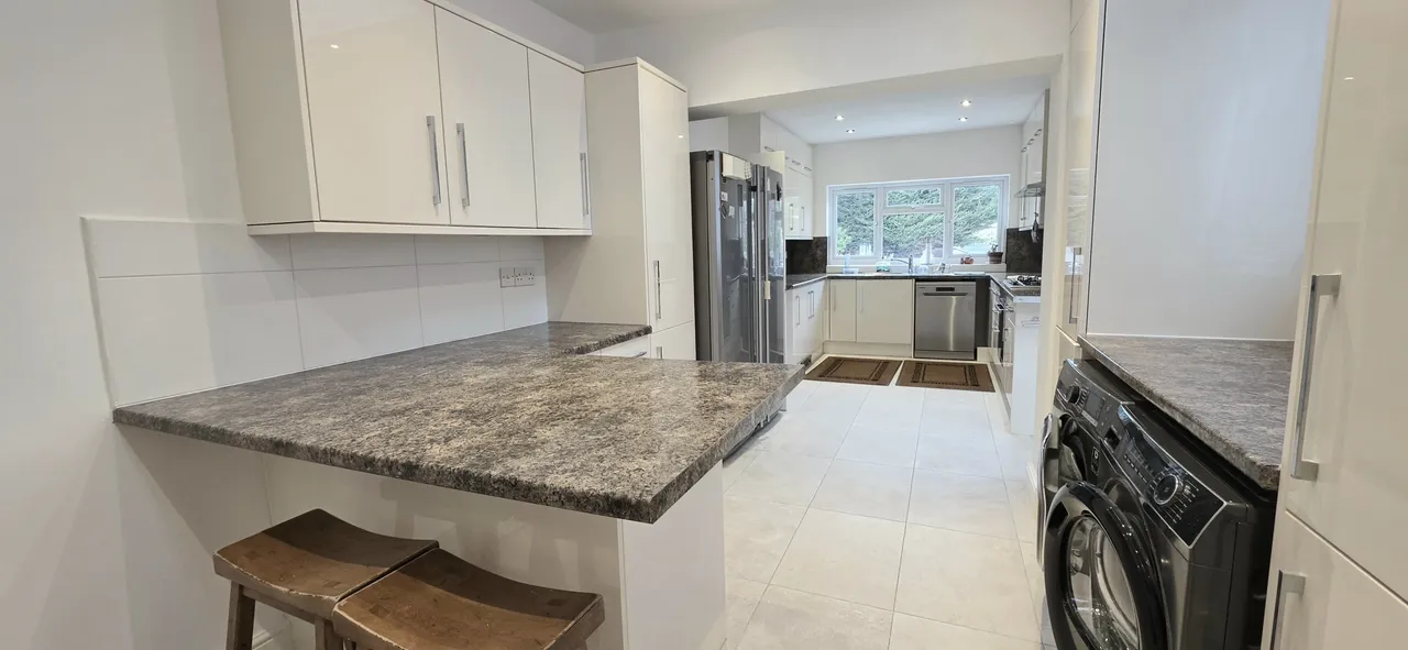 Lyndhurst Gardens, Pinner, HA5, photo 5