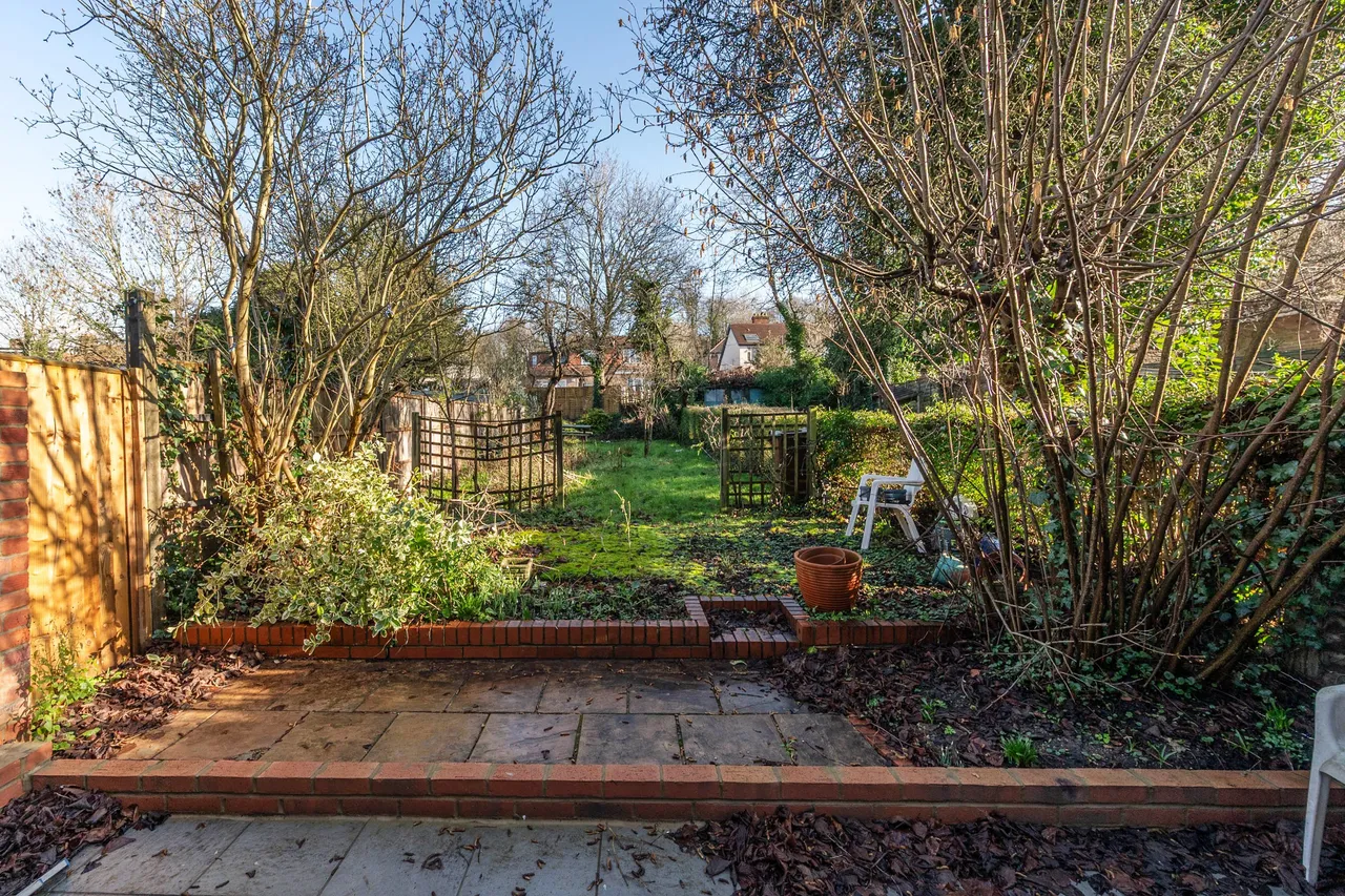 24 South Hill Avenue, Harrow, photo 6