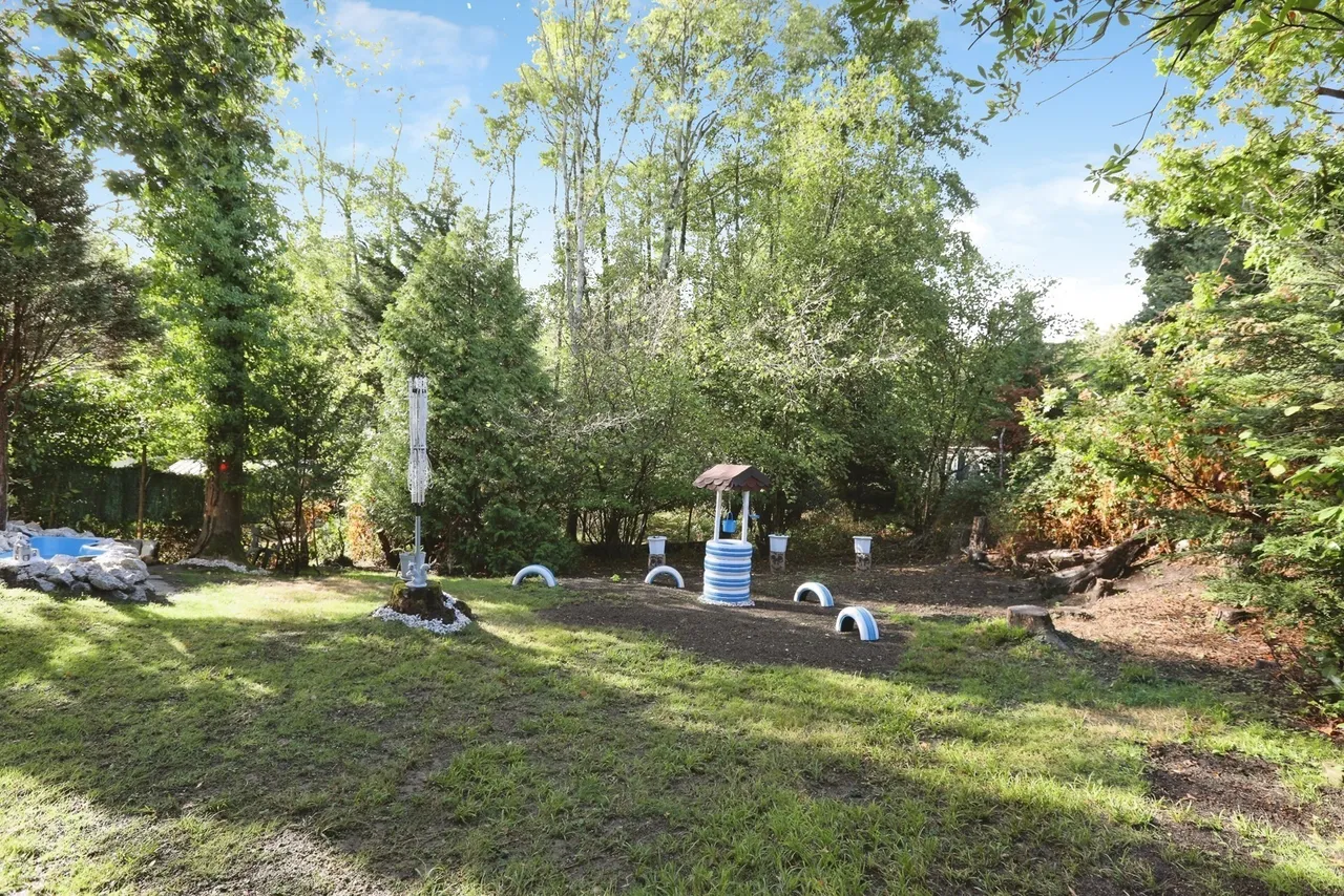 Turtle Dove Avenue, Turners Hill Park, RH10, photo 2