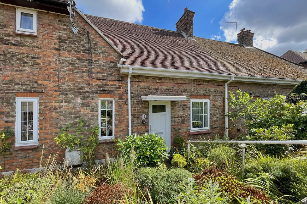 2 bed house for sale, Crow Hill, Sevenoaks, TN15