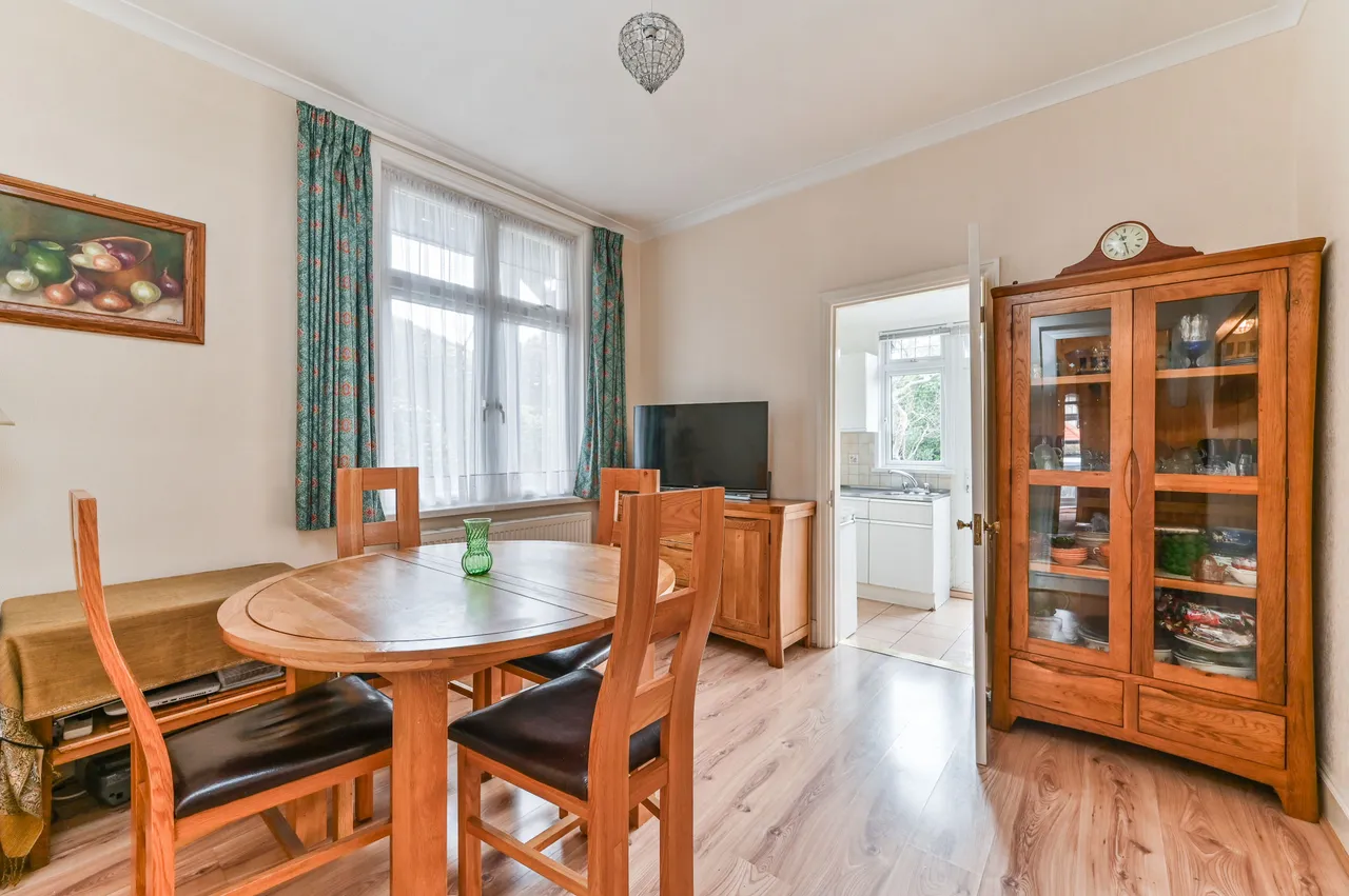 64 Ederline Avenue, London, photo 6