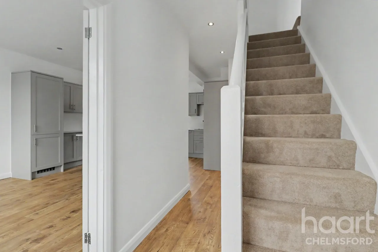 Springfield Park Avenue, Chelmsford, CM2, photo 2