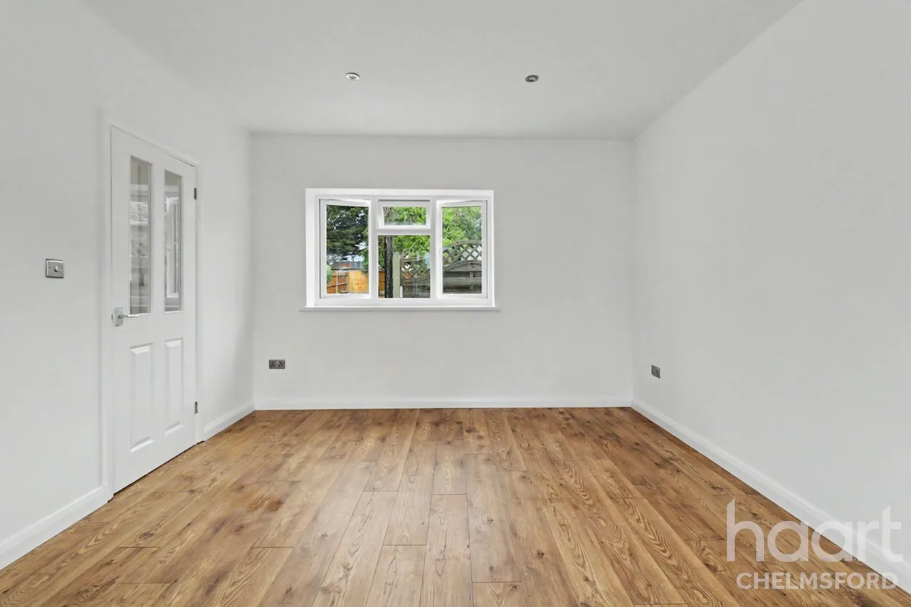 Springfield Park Avenue, Chelmsford, CM2, photo 4
