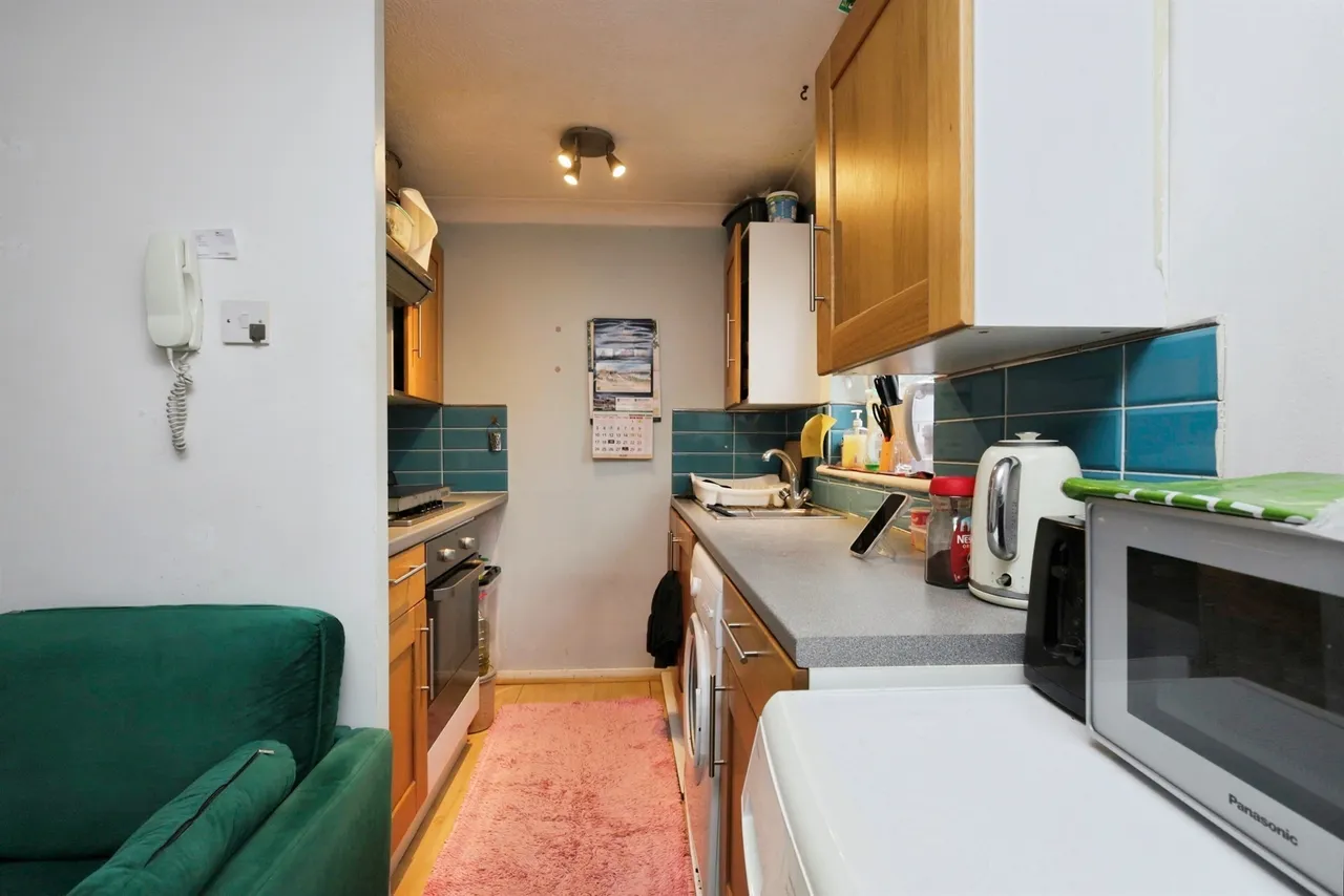Langney Road, Eastbourne, photo 4