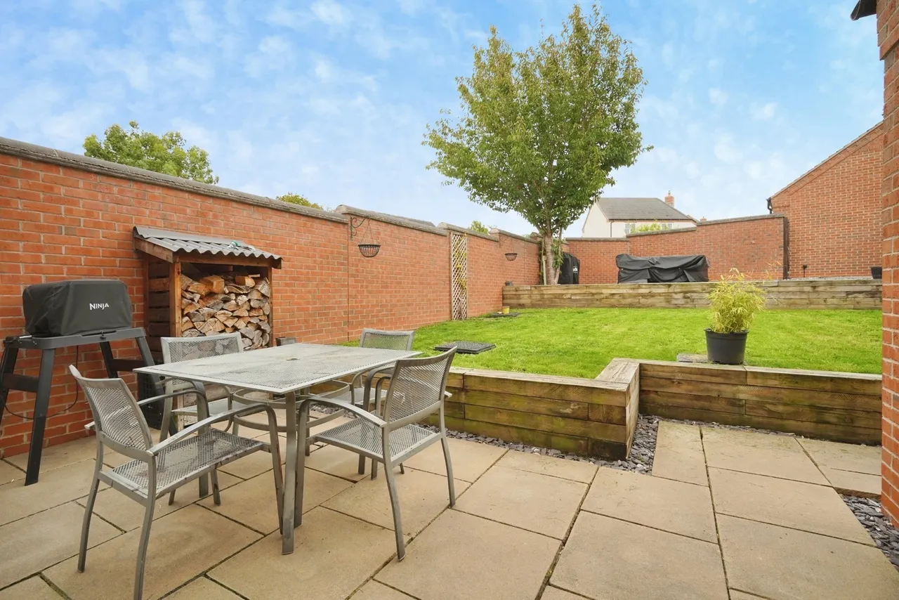 Iris Close, Appleby Magna, DE12, photo 23