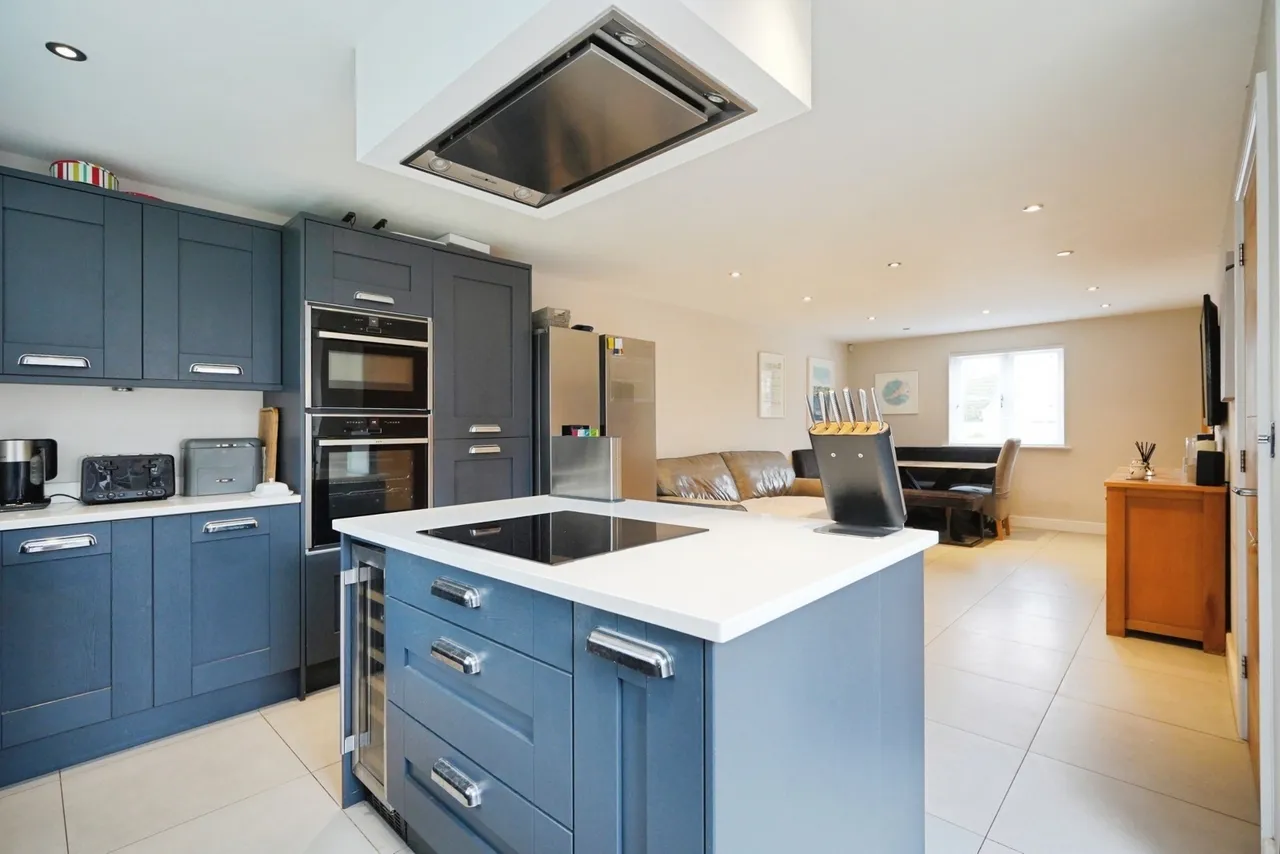 Iris Close, Appleby Magna, DE12, photo 14
