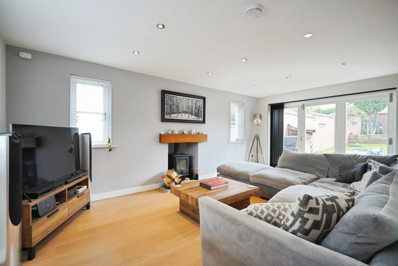 Iris Close, Appleby Magna, DE12, photo 22