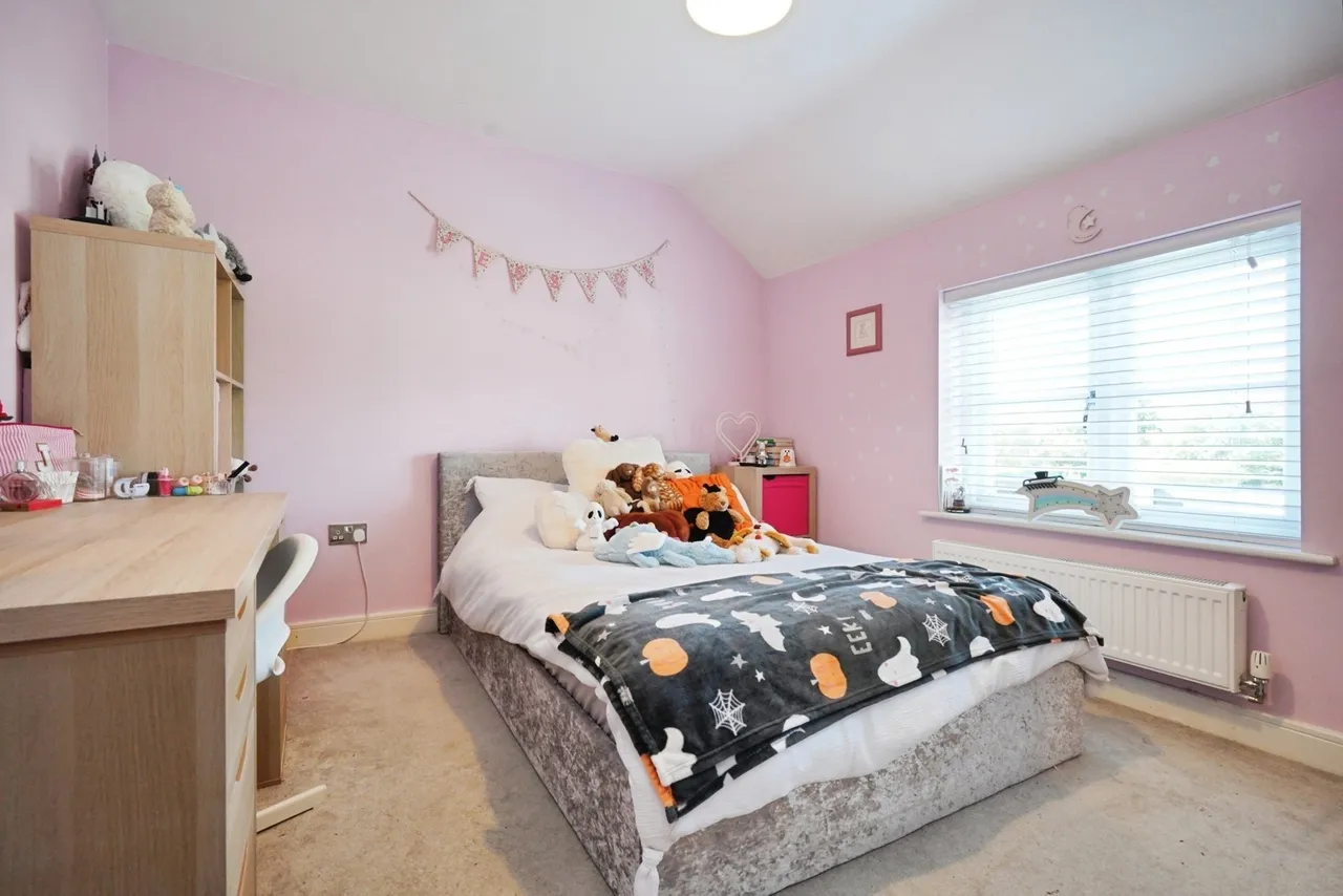 Iris Close, Appleby Magna, DE12, photo 9