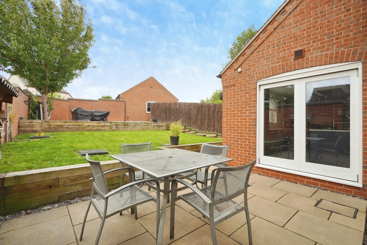 Iris Close, Appleby Magna, DE12, photo 24