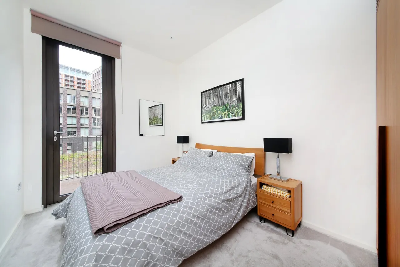 New Union Square, London, SW11, photo 6