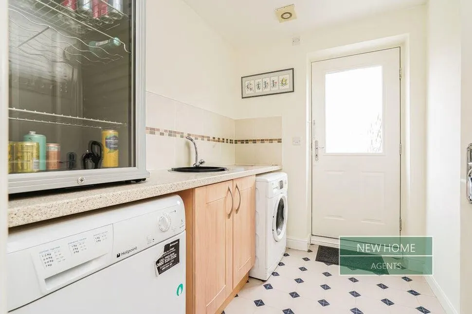 Sage Grove, Brighouse, West Yorkshire, HD6, photo 9