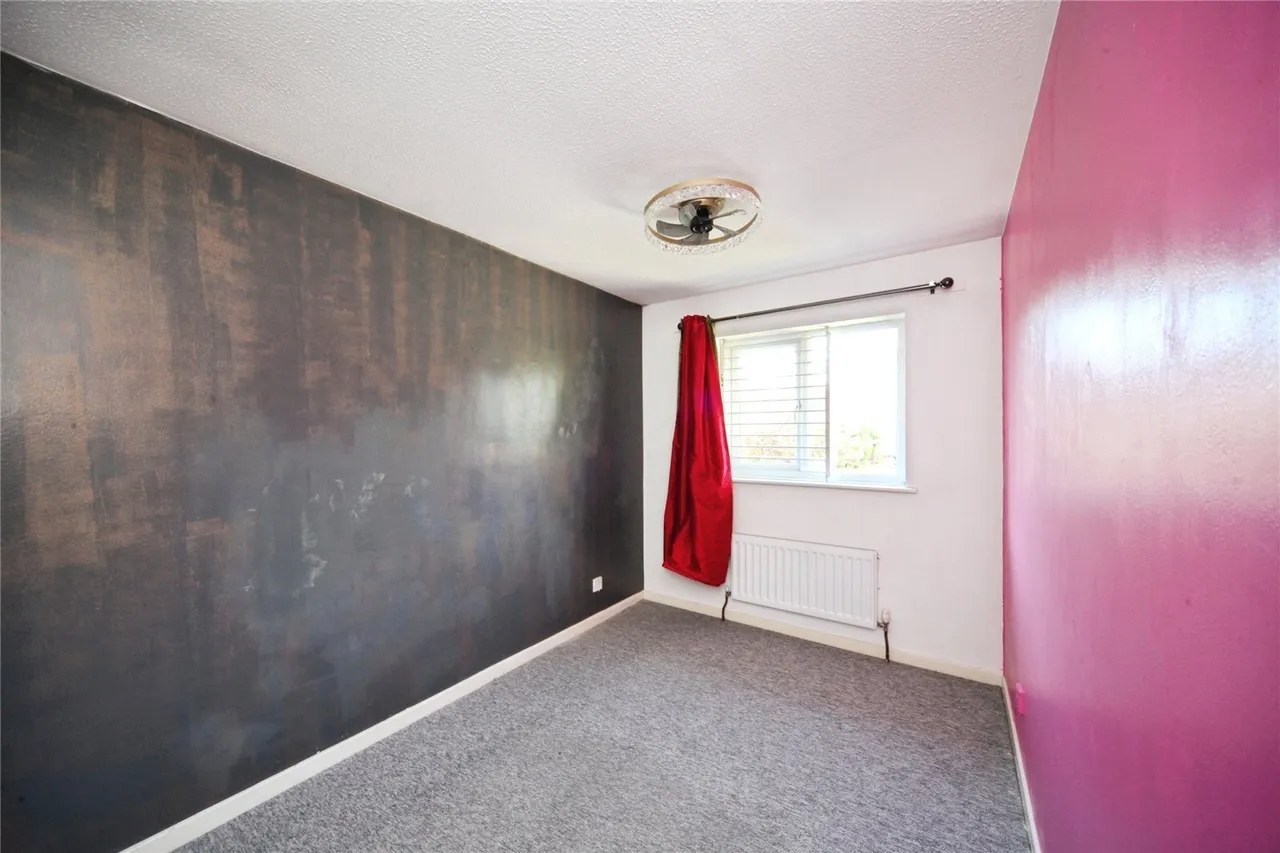 Hibbert Street, Luton, Bedfordshire, LU1, photo 8