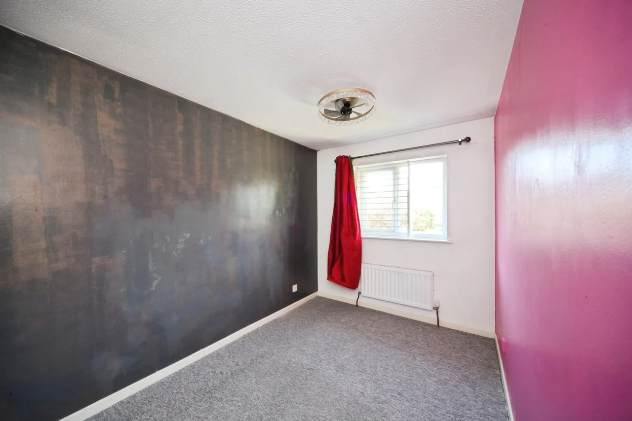 Hibbert Street, Luton, Bedfordshire, LU1, photo 13