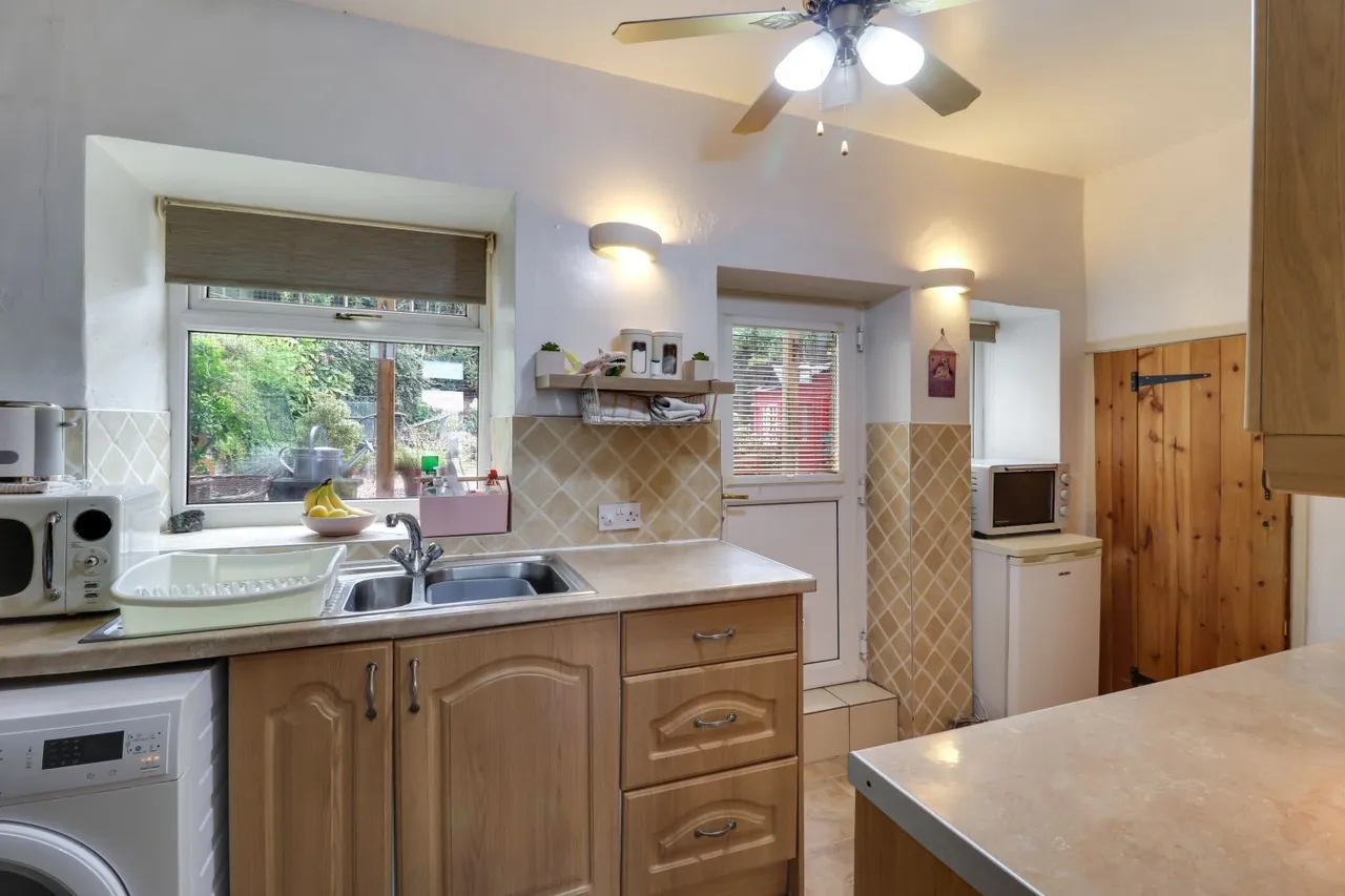 James Street, Golcar, HD7, photo 7