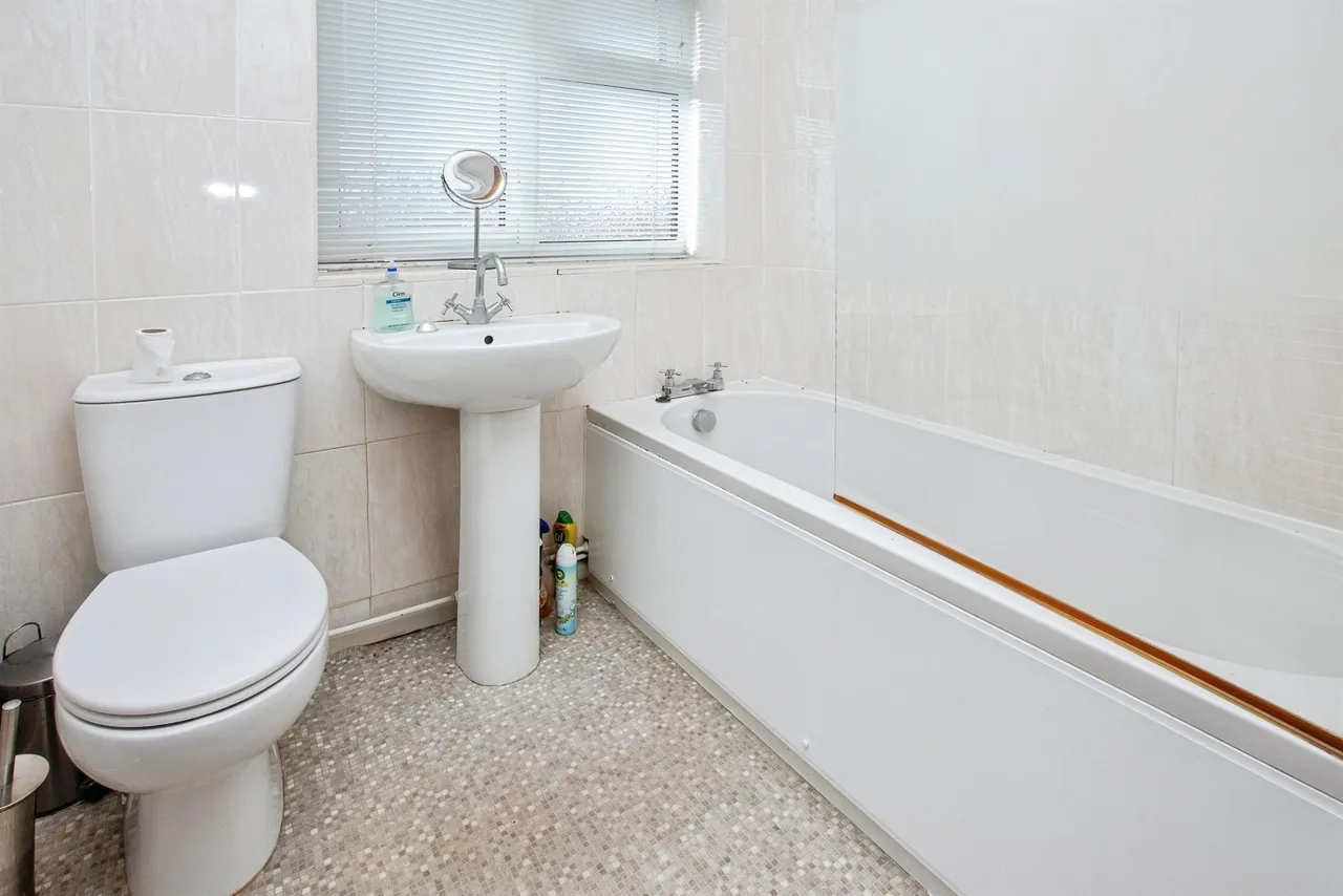 Meden Avenue, Warsop, NG20, photo 17