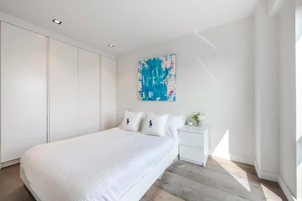 Macaulay Road, London, SW4, photo 5