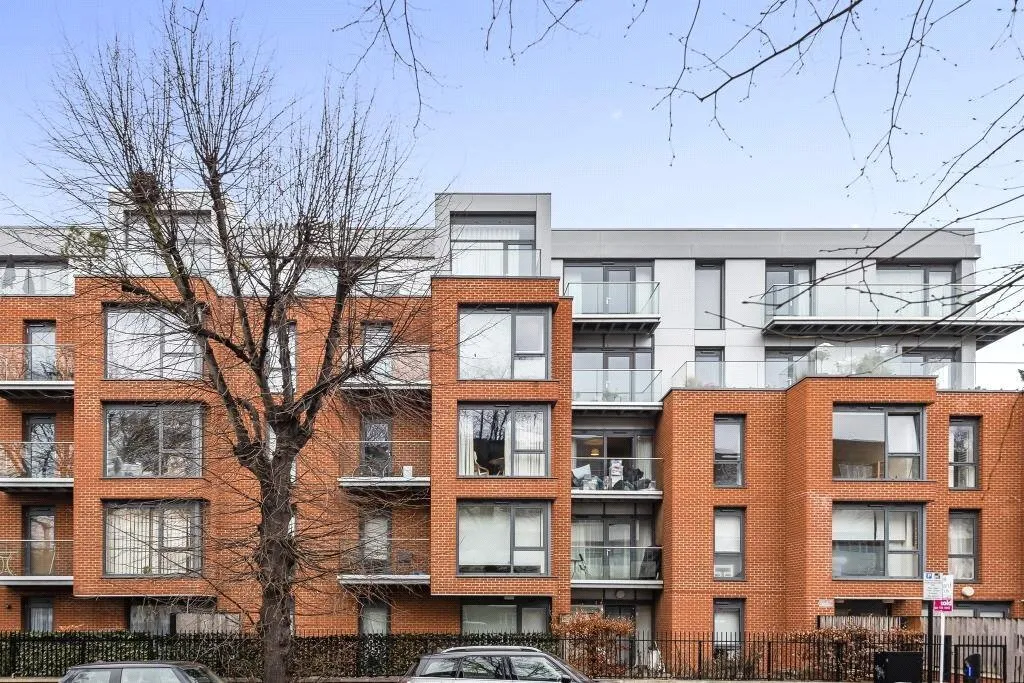 Macaulay Road, London, SW4, photo 9