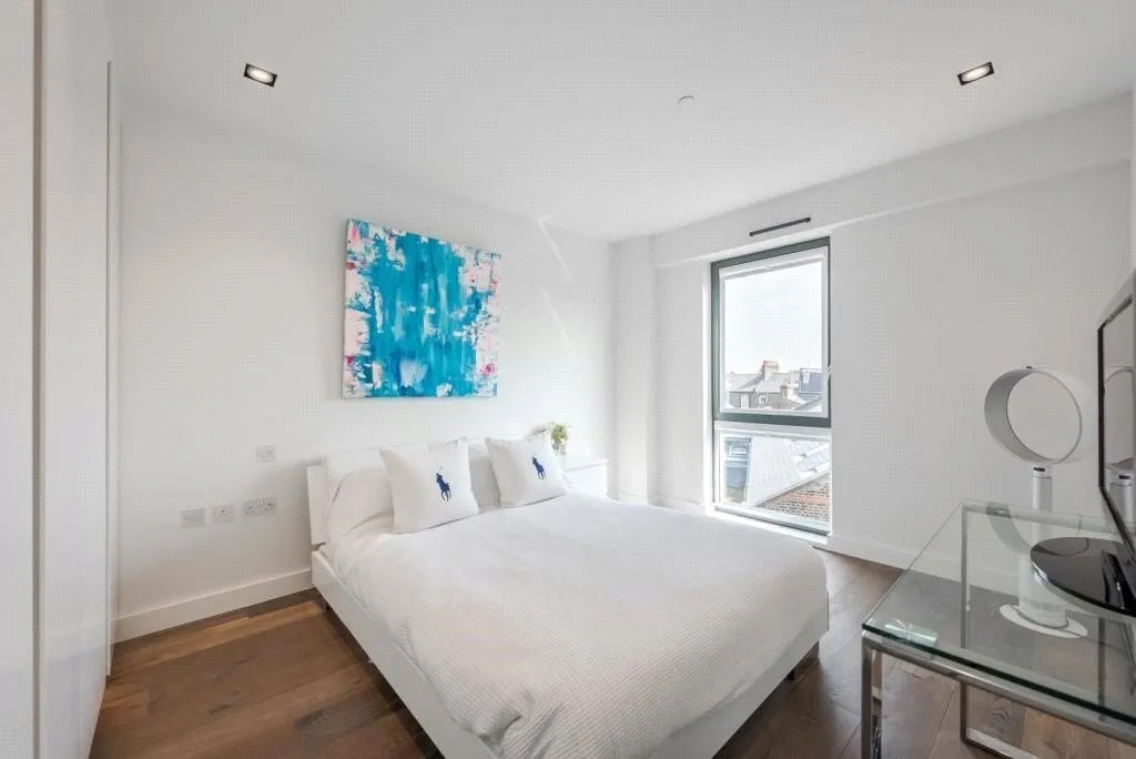 Macaulay Road, London, SW4, photo 4