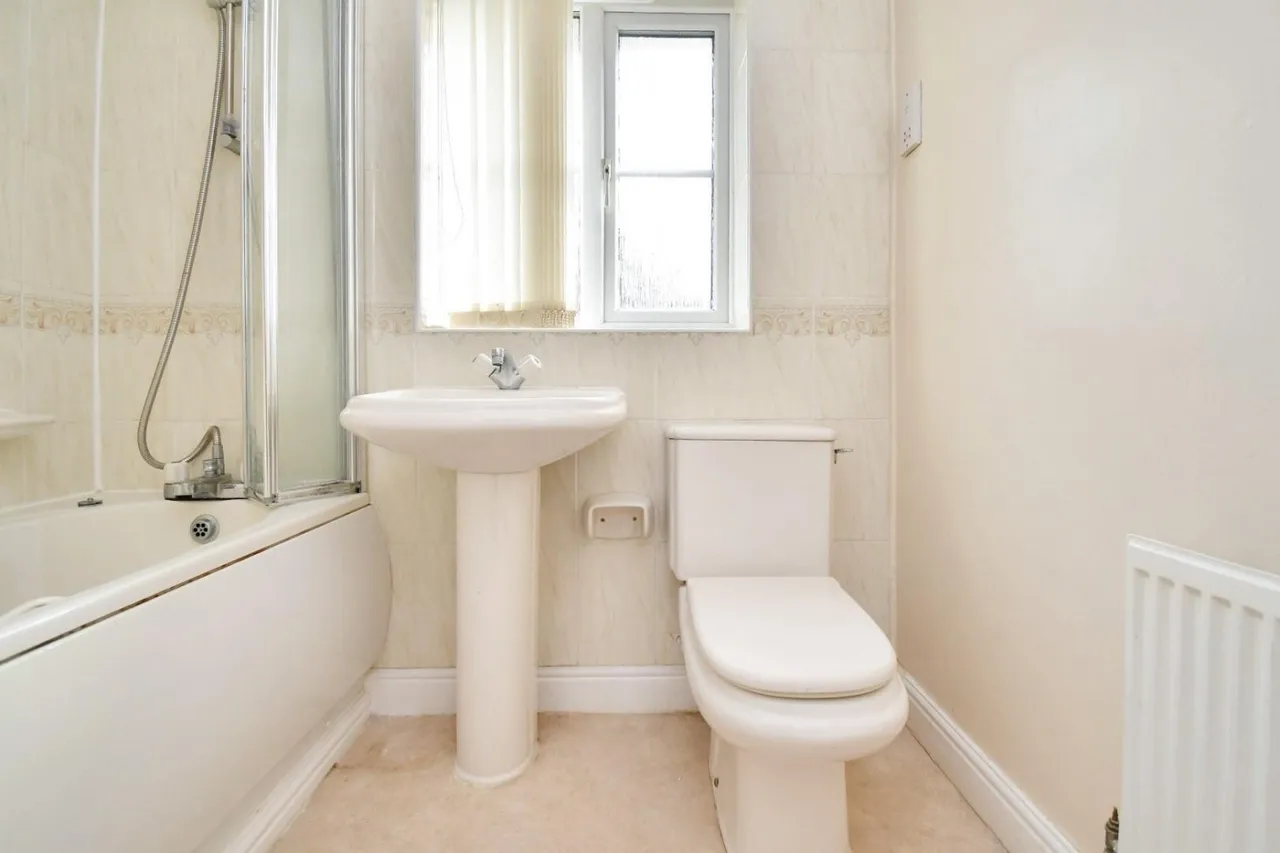 Doublegates Avenue, Ripon, HG4, photo 8